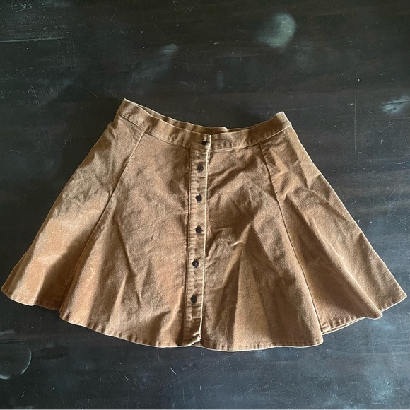 Brandy Melville Dresses & Skirts - Brandy Melville Fall Velour skirt